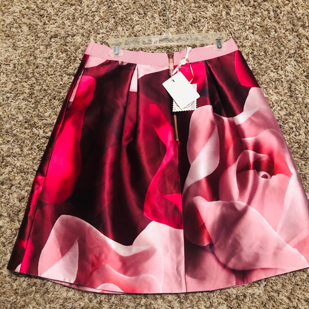 🔥NWT Ted Baker skirts 3 US 8